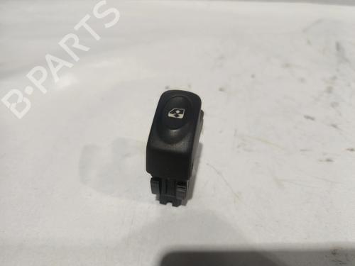 right-rear-window-switch-renault-megane-i-ba01_-1995-1996-1997-1998-1999-2000-2001-2002-2003-2004-31976105 main image