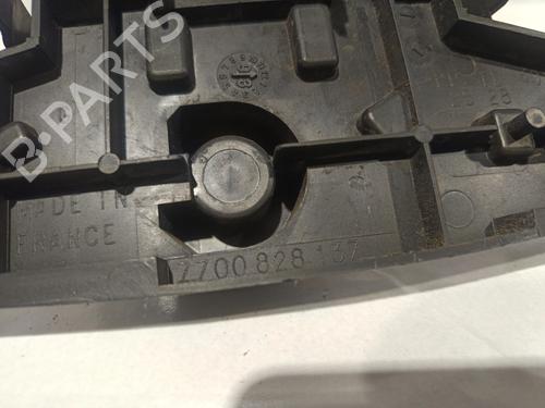 Lamp holder RENAULT MEGANE I (BA0/1_) 1.9 dTi (BA08, BA0N) | BP31980983L10 