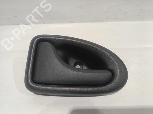 Venstre bagtil invendig håndtag RENAULT MEGANE I (BA0/1_) 1.9 dTi (BA08, BA0N) (98 hp) 31980987