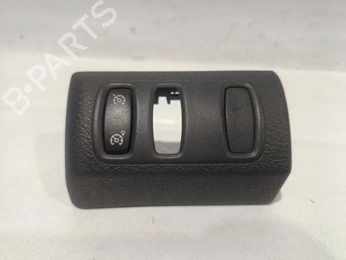 Used Steering wheel controls RENAULT LAGUNA II Grandtour (KG0/1_) 1.9 dCi (KG0G) (120 hp) 32000053