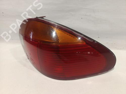 Right taillight FORD MONDEO I (GBP) 1.8 TD | BP32064876C35