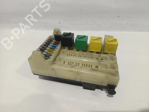 Used Fuse box FORD MONDEO I (GBP) 1.8 TD (88 hp) 32064872