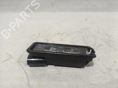 licence-plate-light-vw-polo-vi-aw1-bz1-ae1-2017-32135492 main image