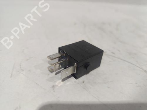 switch-vw-polo-vi-aw1-bz1-ae1-2017-32135504 main image