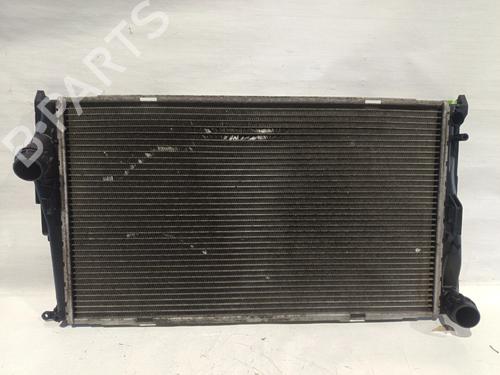 Used Water radiator BMW 3 Coupe (E92) 320 d (177 hp) 32140553