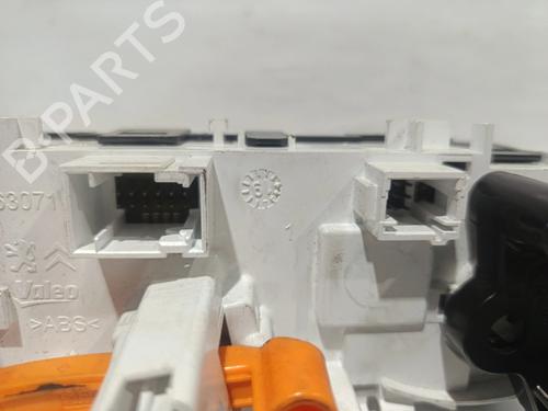 Climate control PEUGEOT 208 I (CA_, CC_) | BP32173629I5