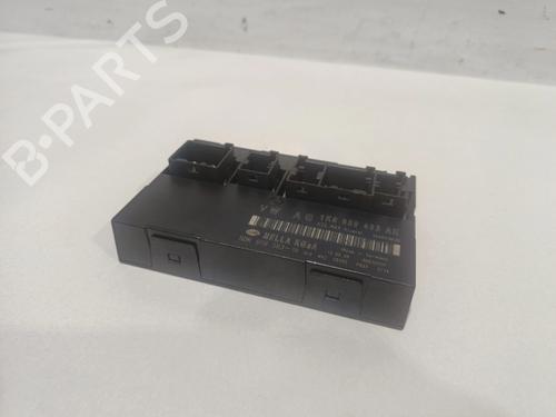 Used Electronic module VW TOURAN VAN (1T1, 1T2) [2003-2010]  32176324