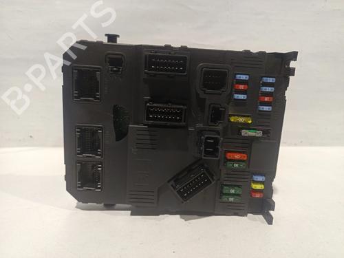 Used Fuse box CITROËN BERLINGO / BERLINGO FIRST MPV (MF_, GJK_, GFK_) 1.6 HDI 90 (MF9HX) (90 hp) 32193949