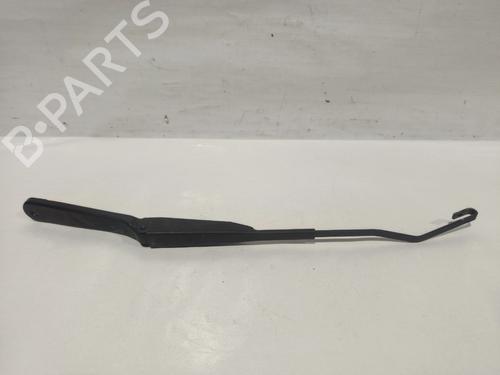 Used Front windshield wiper arm CITROËN BERLINGO / BERLINGO FIRST MPV (MF_, GJK_, GFK_) 1.6 HDI 90 (MF9HX) (90 hp) 32193954