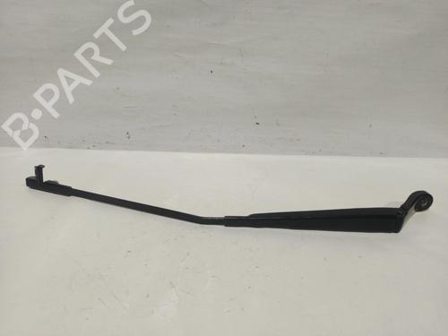 Used Front windshield wiper arm VW GOLF VII (5G1, BQ1, BE1, BE2) 1.6 TDI (105 hp) 32189666