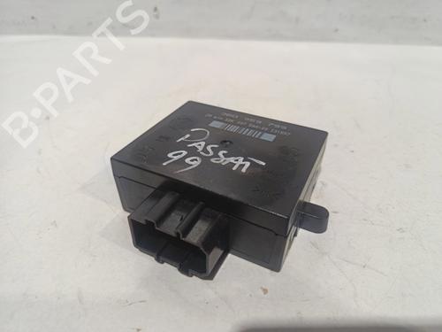 Used Electronic module Electronic module VW PASSAT B5 (3B2) 1.8 (125 hp) 32209433 32209433
