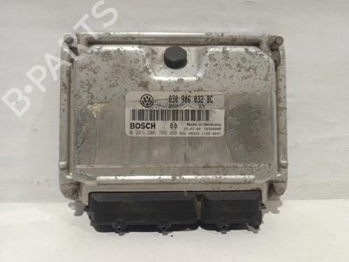 Used Engine control unit (ECU) Engine control unit (ECU) VW POLO (6N2) 1.0 (50 hp) 32233376 32233376