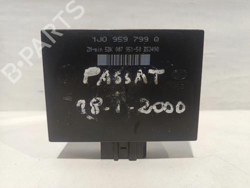 Used Electronic module Electronic module VW PASSAT B5 (3B2) [1996-2001] 32233388 32233388