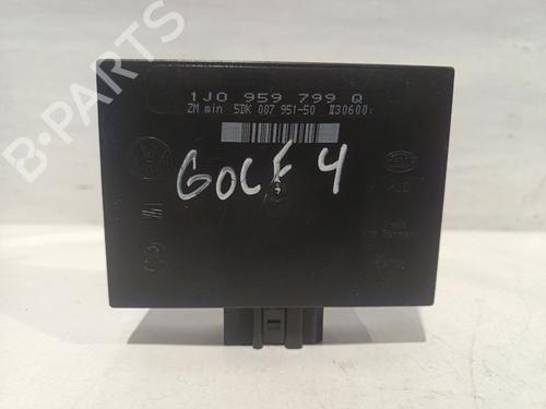 Used Electronic module VW GOLF IV (1J1) [1997-2008]  32233387
