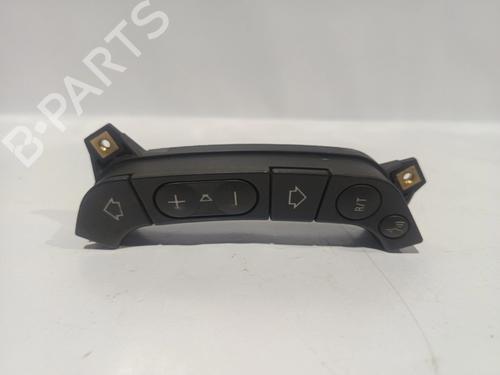 Commandes au volant BMW X3 (E83) 2.5 i (192 hp) 32370524
