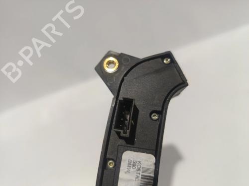 Steering wheel controls BMW X3 (E83) 2.5 i | BP32370524E15