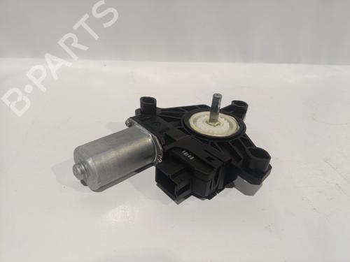 Used Right rear window motor Right rear window motor MERCEDES-BENZ C-CLASS T-Model (S205) C 200 BlueTEC / d (205.237) (136 hp) 32373102 32373102
