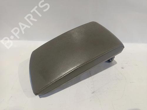 Used Armrest / Center console Armrest / Center console BMW X3 (E83) 2.5 i (192 hp) 32370528 32370528