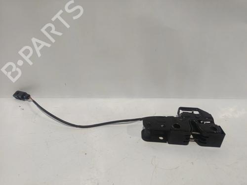 Used Tailgate lock VW POLO IV (9N_, 9A_) 1.2 12V (64 hp) 32410890