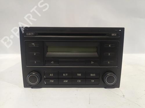 Used Radio Radio VW POLO IV (9N_, 9A_) 1.2 12V (64 hp) 32412418 32412418