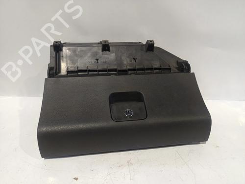 Used Glove box Glove box VW POLO IV (9N_, 9A_) 1.2 12V (64 hp) 32404922 32404922
