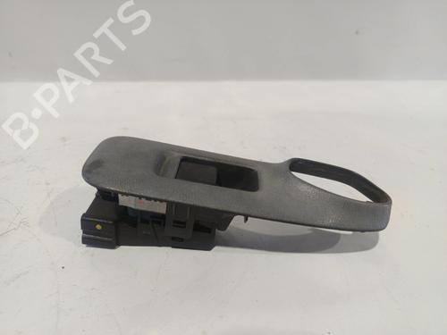 Used Right front window switch NISSAN PRIMERA Hatchback (P11) [1996-2002]  32502755