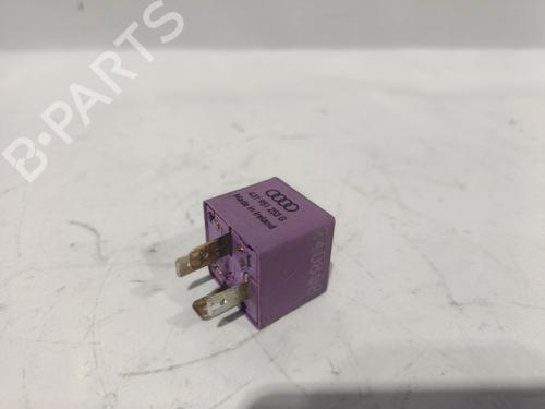 switch-audi-a4-b5-8d2-1994-1995-1996-1997-1998-1999-2000-2001-32506358 main image