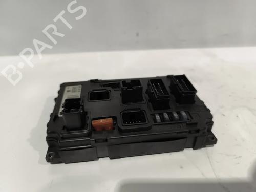 fuse-box-peugeot-407-6d_-2004-2005-2006-2007-2008-2009-2010-2011-32687958 main image