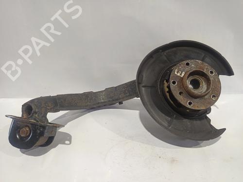 Used Right rear steering knuckle Right rear steering knuckle BMW 3 Touring (E46) [1999-2005] 32726435 32726435