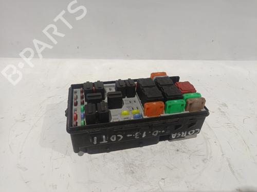 Used Fuse box Fuse box OPEL CORSA D (S07) 1.3 CDTI (L08, L68) (75 hp) 32738766 32738766