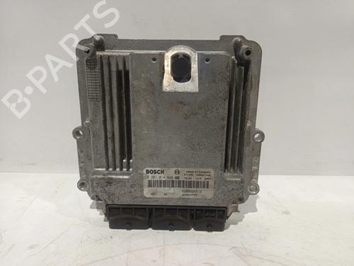 Used Engine control unit (ECU) OPEL VIVARO A Van (X83) 2.0 CDTI (F7) (114 hp) 32754138