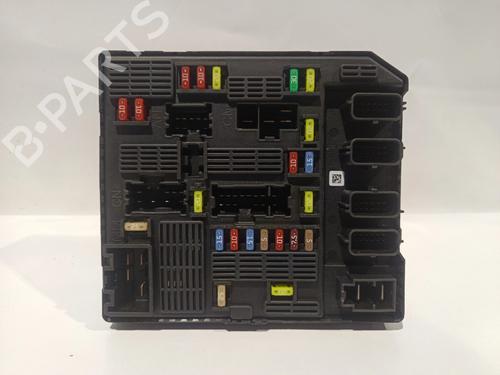 Used Fuse box Fuse box RENAULT GRAND SCÉNIC III (JZ0/1_) 1.9 dCi (JZ0J, JZ0N, JZ1K, JZ1S) (131 hp) 32766017 32766017