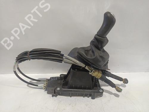 Used Gear lever RENAULT CLIO IV (BH_) [2012-2021]  32862191