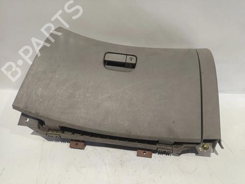 Used Glove box MITSUBISHI GRANDIS (NA_W) [2003-2011]  33128434