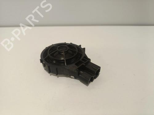 speaker-audi-a3-8v1-8vk-2012-2013-2014-2015-2016-2017-2018-2019-2020-33244700 main image