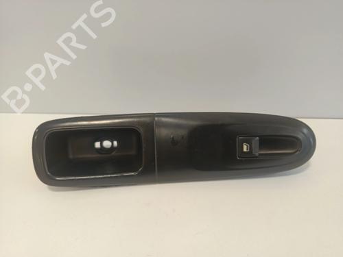 Used Right front window switch Right front window switch PEUGEOT 406 Break (8E/F) 2.0 HDI 110 (109 hp) 33295561 33295561