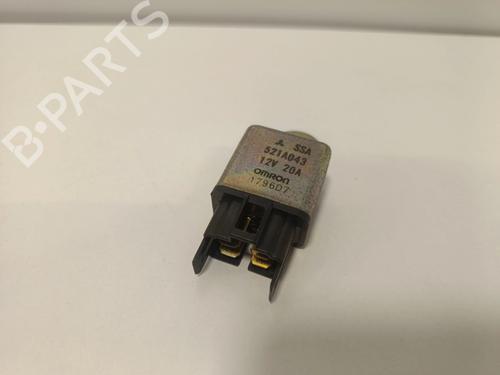 Comutador Comutador VOLVO V40 Estate (645) 1.8 (115 hp) 33678364 33678364