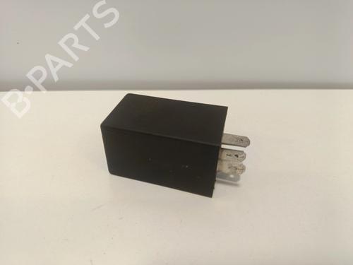 Comutador Comutador VOLVO V40 Estate (645) 1.8 (115 hp) 33678363 33678363