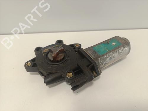 Used Right rear window motor Right rear window motor VOLVO V40 Estate (645) 1.8 (115 hp) 33687443 33687443
