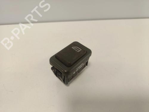 Used Right front window switch Right front window switch VOLVO V40 Estate (645) 1.8 (115 hp) 33687442 33687442