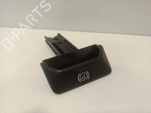 Used Hand brake Hand brake MERCEDES-BENZ E-CLASS (W210) E 290 Turbo-D (210.017) (129 hp) 33796407 33796407