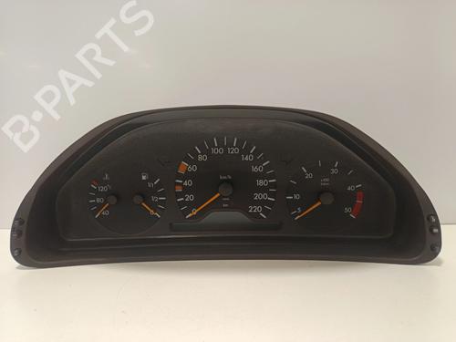 Used Instrument cluster Instrument cluster MERCEDES-BENZ E-CLASS (W210) E 290 Turbo-D (210.017) (129 hp) 33769444 33769444
