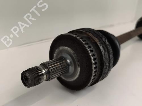 Used Right rear driveshaft Right rear driveshaft MERCEDES-BENZ E-CLASS (W210) E 290 Turbo-D (210.017) (129 hp) 33796516 33796516