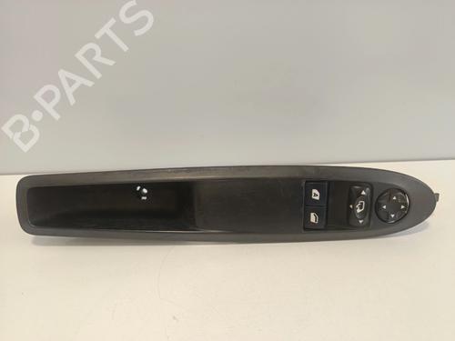 Used Left front window switch Left front window switch CITROËN DS3 Convertible 1.6 HDi 90 (92 hp) 33846521 33846521