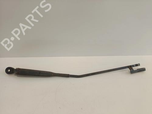 Bagrudeviskerarm Bagrudeviskerarm TOYOTA STARLET (_P8_) 1.5 D (NP80_, NP80) (54 hp) 33981605 33981605