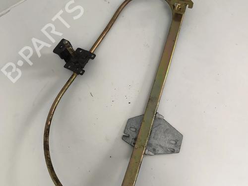 Vindusheismekanisme høyre bak Vindusheismekanisme høyre bak RENAULT 19 II Chamade (L53_) 1.4 (78 hp) 34128195 34128195