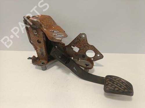Used Break pedal Break pedal NISSAN JUKE (F15) 1.5 dCi (110 hp) 34158926 34158926