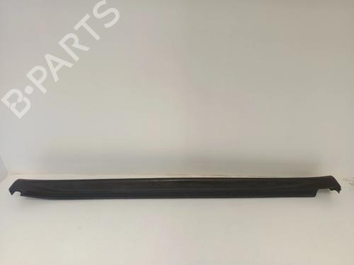 Used Left sideskirt Left sideskirt NISSAN JUKE (F15) 1.5 dCi (110 hp) 34153578 34153578