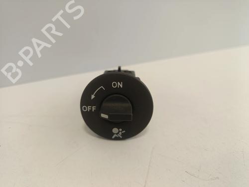 Used Switch Switch RENAULT CLIO III (BR0/1, CR0/1) [2005-2014] 34213215 34213215