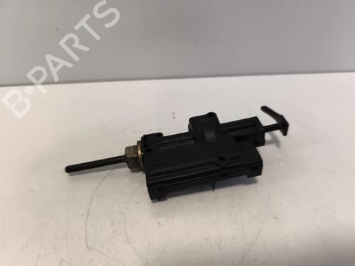 Used Fuel door actuator Fuel door actuator RENAULT GRAND SCÉNIC II (JM0/1_) 1.5 dCi (JM1E) (106 hp) 34406211 34406211